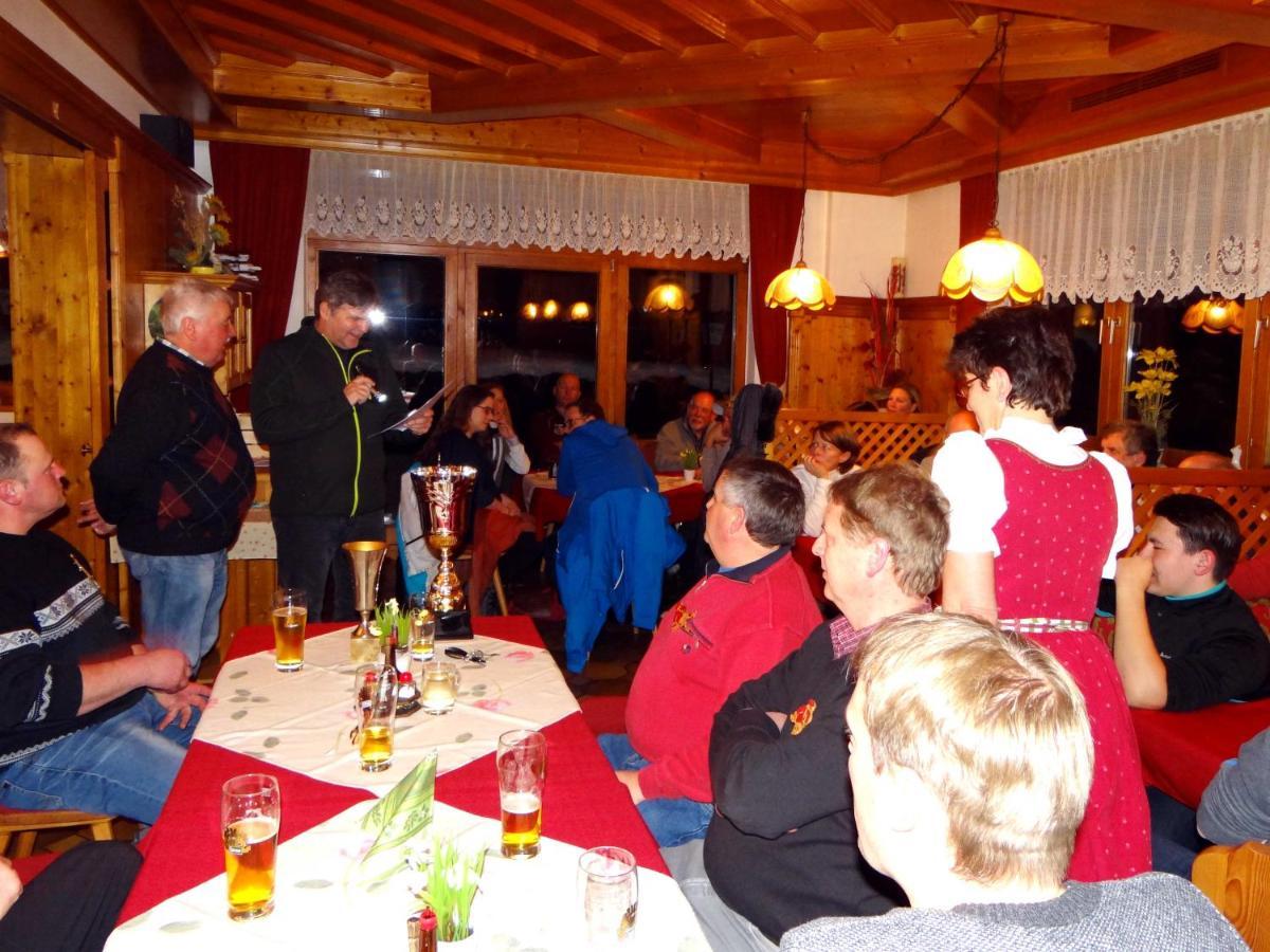 Tieschnhof Hotel Grobming Buitenkant foto